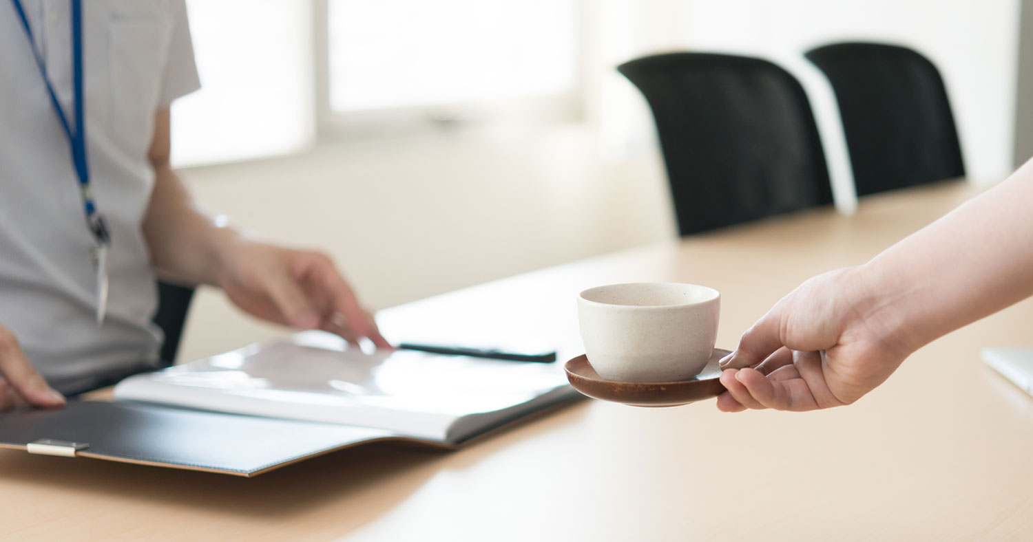 会議室　お茶出し