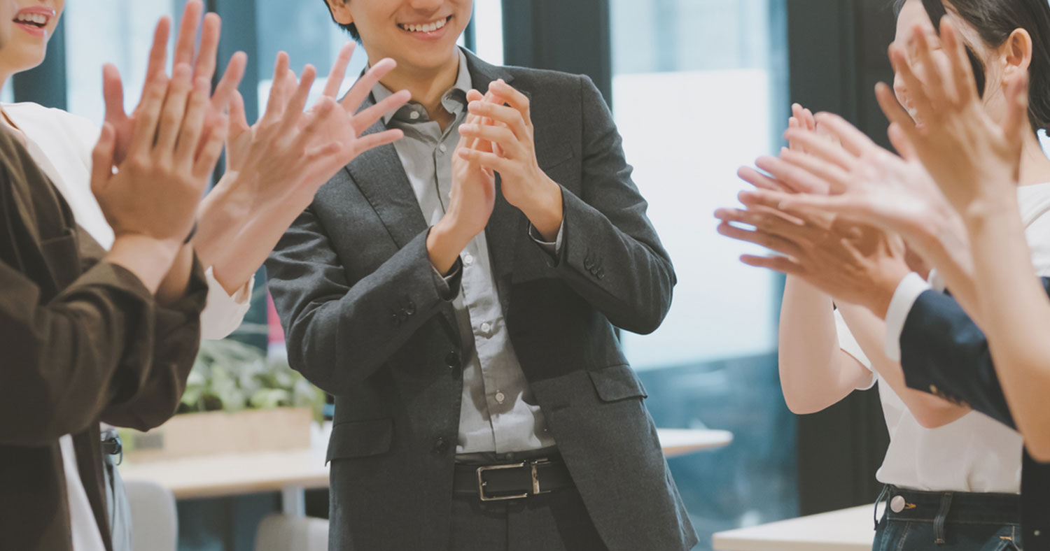 昇進祝い　電報　タイミング