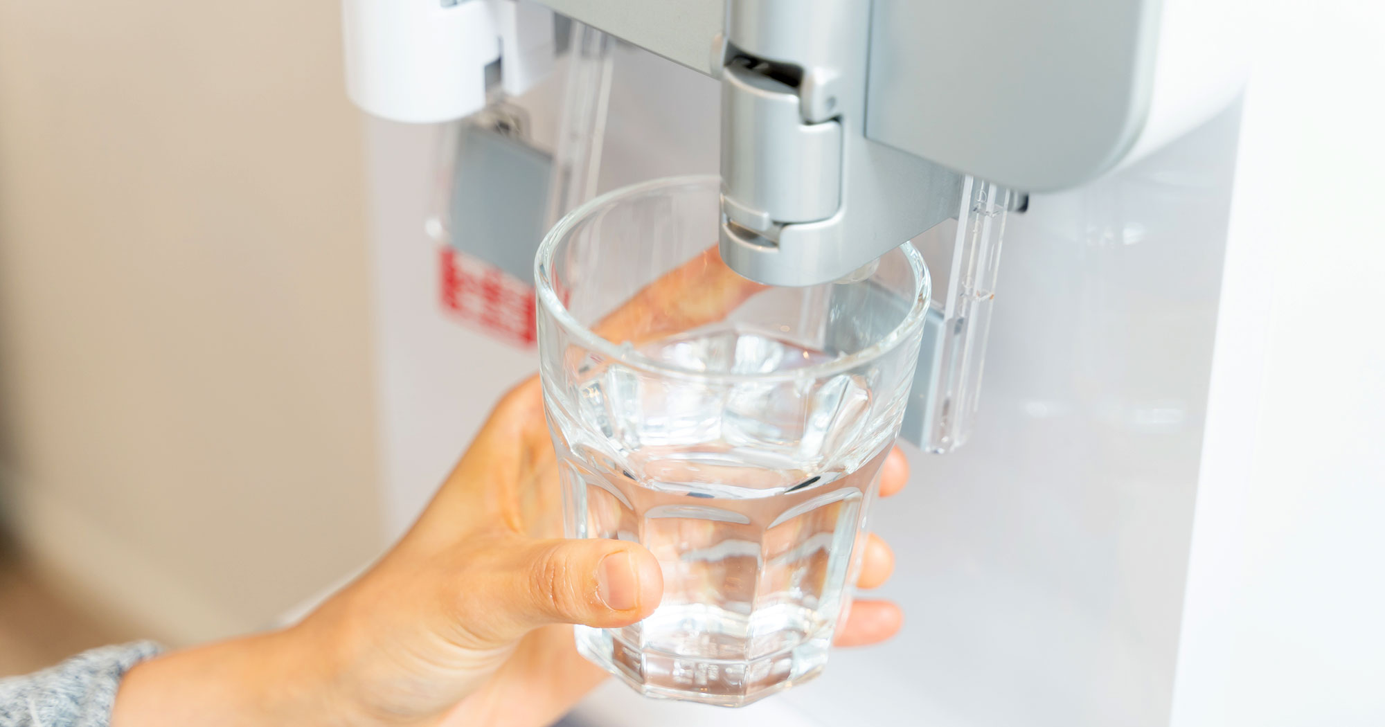 ウォーターサーバ　防水